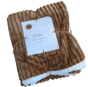 CORK, Whiskey Color Brown Ribbed Sherpa Throw. 50"X60" Brand New